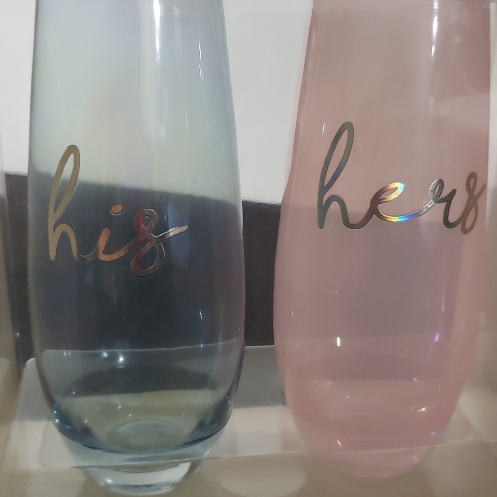 NEW- Set of 2 Flute Glasses by Slant, His & Hers, 10 oz - Picture 2 of 5